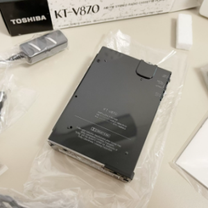 1988年东芝TOSHIBA KT-V870 磁带随身听 复古收音机