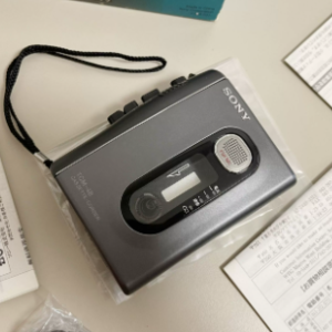 1996年索尼SONY TCM-48 磁带随身听 外放扬声器录音机型