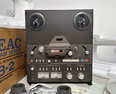 【全新罕见】1982年TEAC 33-2开盘机 两轨38速三电机 磁带录音机
