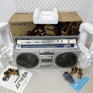 【全新罕见】索尼SONY CFS-77 手提录音机 经典超重低音复古机型