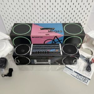 【全新罕见】1985年三洋SANYO MR-Q4磁带录音机 四扬声器收音机型