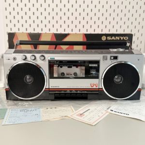 1981年三洋SANYO MR-V1 手提磁带录音机 初代经典型