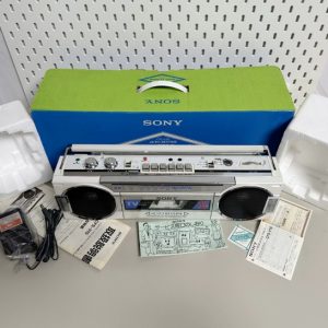 【全新稀少】1985年索尼SONY CFS-V15录音机 多功能收音+分频系统