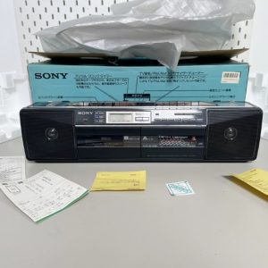 1985年索尼SONY CFS-W801 钢精手提磁带户外录音机