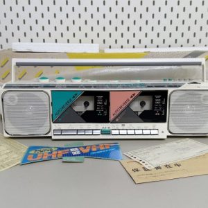 1985年日立HITACHI TRK-WR660 手提磁带收音录音机