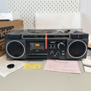 1985年胜利VICTOR MK-22 磁带+黑胶+收音机组合机型