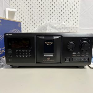 2002年索尼SONY CDP-CX355 CD机 同时填装300CD机型