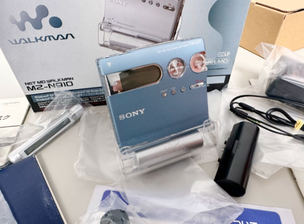 2003年索尼SONY N910 NET-MD随身听 六衡器录音机型