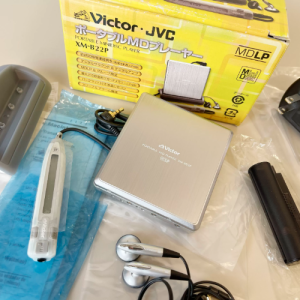 2005年胜利 JVC XM-B22P MD随身听 全金属拉丝单放机