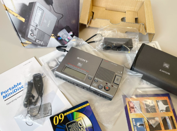 1995年索尼SONY MZ-B3 MD随身听 大推力外放录音机型