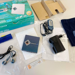 1999年爱华AIWA AM-HX55 MD随身听 变色龙单放机型