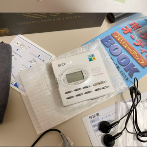 1999年索尼SONY MZ-R91 MD随身听全金属时尚录音机型