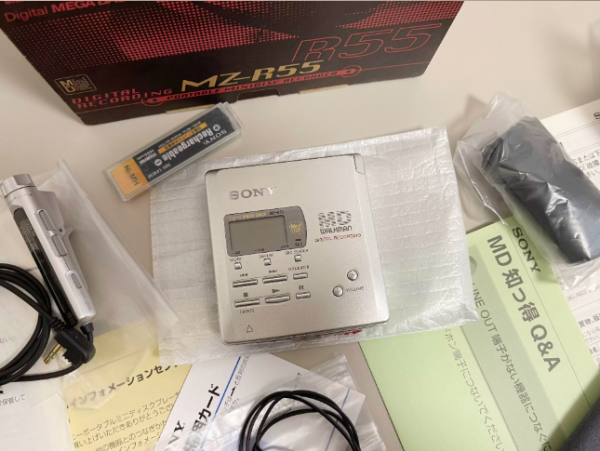 1998年索尼SONY MZ-R55 MD随身听 世界蕞小录音机型