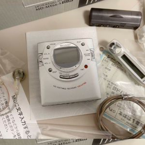 2000年夏普SHARP MT66 MD随身听 经典闪光录放机型
